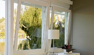 Ventanas oscilobatientes blancas 2 Estores para ventanas oscilobatientes