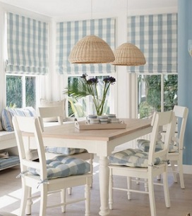 Estores plegables de cuadros para comedor